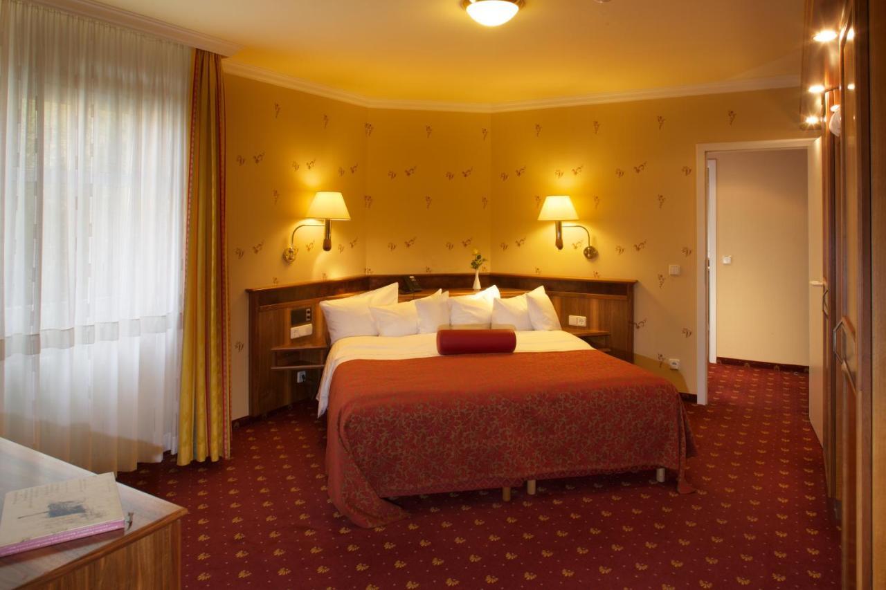 Ringhotel Hotel Zum Stein Oranienbaum-Woerlitz Extérieur photo