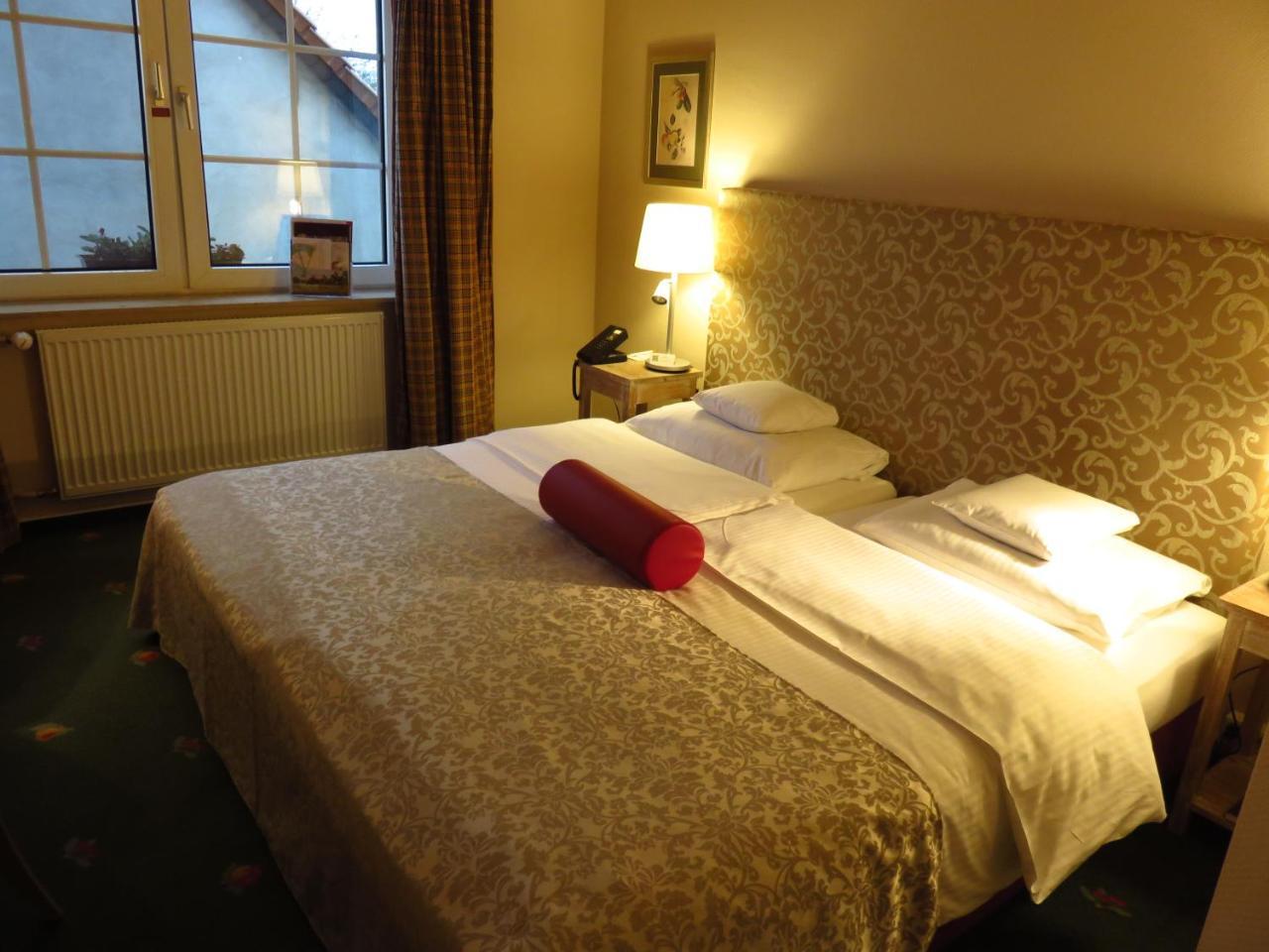 Ringhotel Hotel Zum Stein Oranienbaum-Woerlitz Extérieur photo